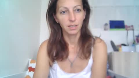 dannica1 online show from 10-05-25, 12:03