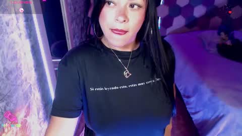 Snapshot of danniela_james chatting on 06-23-26, 07:28 danna online show from 06-23-26, 07:28