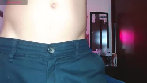 Snapshot of danny__phantom chatting on 01-18-25, 11:11 phantom555 online show from 01-18-25, 11:11