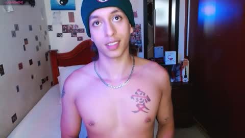 Snapshot of danny__phantom chatting on 02-23-26, 07:22 phantom555 online show from 02-23-26, 07:22