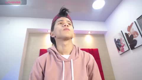 Danny online show from 10-21-25, 01:12