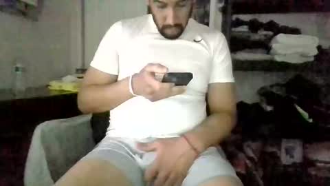 Snapshot of dannychorizo707 chatting on 12-17-25, 05:41 dannychorizo707 online show from 12-17-25, 05:41