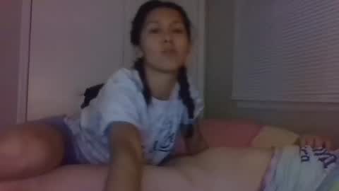 Snapshot of dannywoq1 chatting on 04-21-26, 02:15 Kinky couple online show from 04-21-26, 02:15