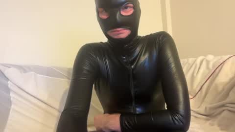 Snapshot of dansspamemail0 chatting on 06-12-26, 12:53 Leatherman online show from 06-12-26, 12:53