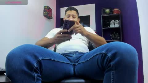 Snapshot of dante_bigboss chatting on 05-04-26, 10:11 Dante online show from 05-04-26, 10:11