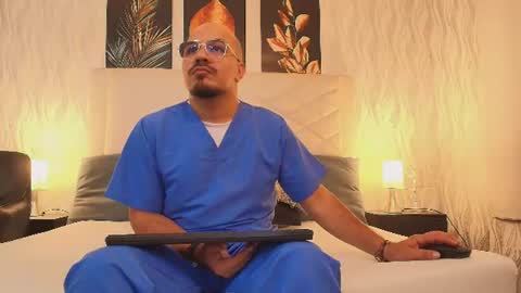 Snapshot of dante_goldt chatting on 06-18-26, 10:36 Dante online show from 06-18-26, 10:36