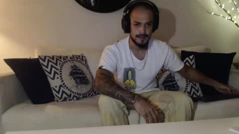 Snapshot of dante_hell1 chatting on 04-22-26, 12:35 Dante Hell online show from 04-22-26, 12:35