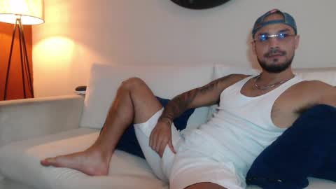 Snapshot of dante_hell1 chatting on 06-02-26, 10:45 Dante Hell online show from 06-02-26, 10:45