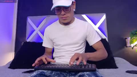 Snapshot of dante_millerr chatting on 06-16-26, 07:38 Dante online show from 06-16-26, 07:38