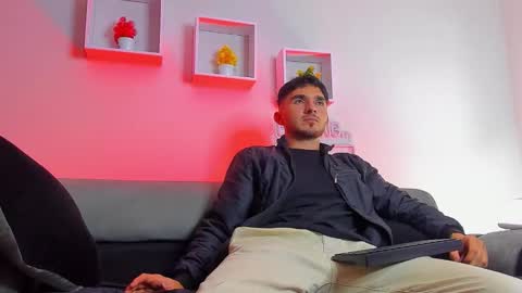 Snapshot of danteeblake chatting on 02-15-26, 03:03 Dante online show from 02-15-26, 03:03