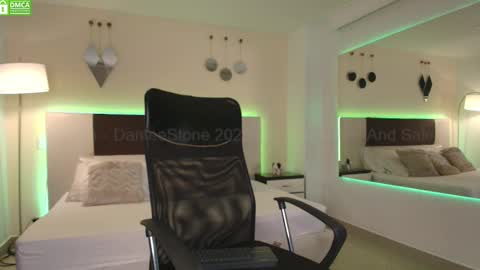 Snapshot of danteestone chatting on 03-07-25, 05:17 Dante online show from 03-07-25, 05:17