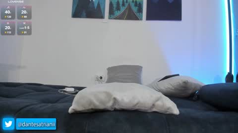 Snapshot of dantesatrianii chatting on 01-20-25, 11:54 Dante online show from 01-20-25, 11:54