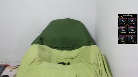 dany_milk online show from 10-18-25, 02:25