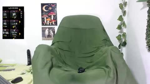 dany_milk online show from 05-19-26, 01:11