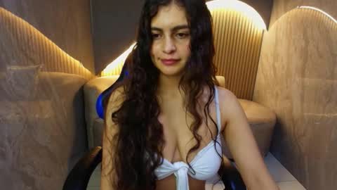 Dany online show from 10-25-25, 01:07