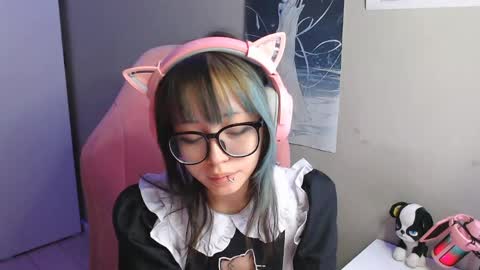 danyelleeyermann online show from 05-12-26, 01:08