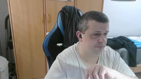 Snapshot of danysanchez1981 chatting on 03-23-26, 02:43 danysanchez1981 online show from 03-23-26, 02:43