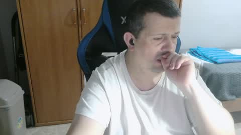 Snapshot of danysanchez1981 chatting on 03-30-26, 09:27 danysanchez1981 online show from 03-30-26, 09:27