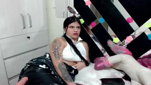 daphne877046 online show from 10-30-25, 04:03