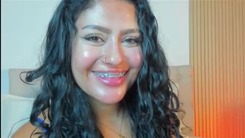 Snapshot of daphne_24 chatting on 05-16-26, 12:26 Antonella Mora online show from 05-16-26, 12:26