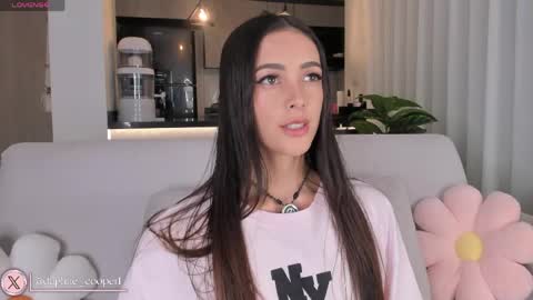 daphne_cooper1 online show from 04-20-26, 01:19