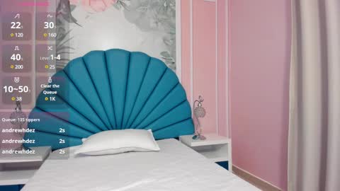 Daphne  online show from 02-28-25, 08:42