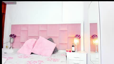 Daphne online show from 01-28-25, 07:42