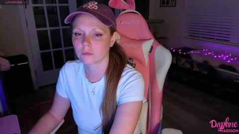 Snapshot of daphnemadison chatting on 06-02-26, 02:13 Daphne Madison online show from 06-02-26, 02:13