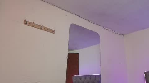 Snapshot of daphnepurple chatting on 01-23-25, 01:56 DAPHNE online show from 01-23-25, 01:56