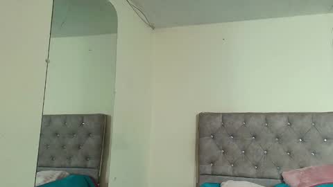 Snapshot of daphnepurple chatting on 03-08-25, 03:35 DAPHNE online show from 03-08-25, 03:35