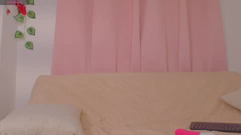 Snapshot of daphnewalker__ chatting on 05-01-26, 11:59 Daphne online show from 05-01-26, 11:59