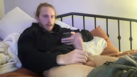 Snapshot of daplace4130 chatting on 02-20-25, 02:40 TheePlace online show from 02-20-25, 02:40