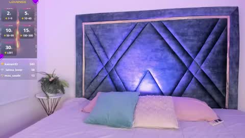 Daphne online show from 02-04-25, 12:08