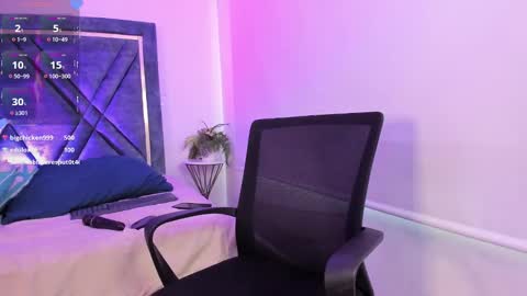 Daphne online show from 03-10-25, 03:20