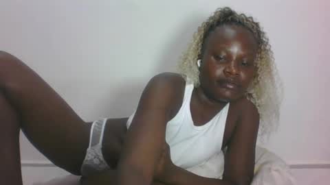 ESTHER online show from 07-03-26, 10:32