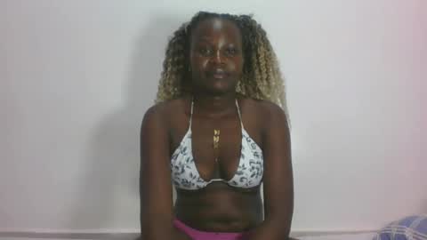 ESTHER online show from 07-25-26, 05:43
