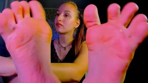 Darcy Siren online show from 11-10-25, 08:35