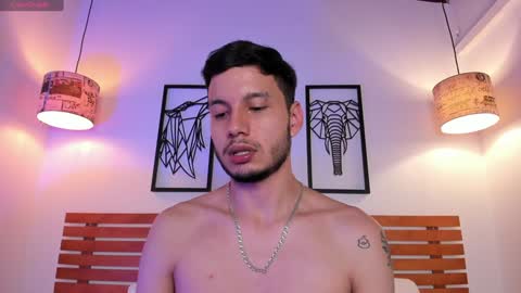 Darek latin boy online show from 01-22-25, 02:26
