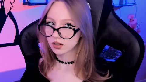 Daria Tate online show from 10-19-25, 11:33