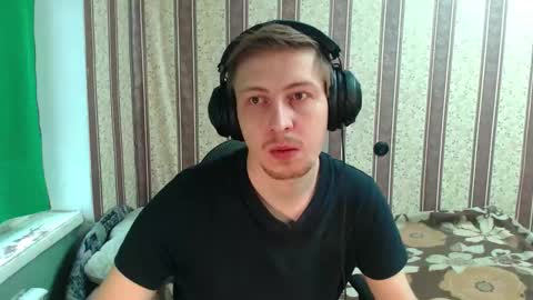 darienlarge online show from 11-06-25, 07:42