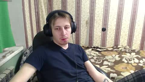 darienlarge online show from 11-22-25, 05:45