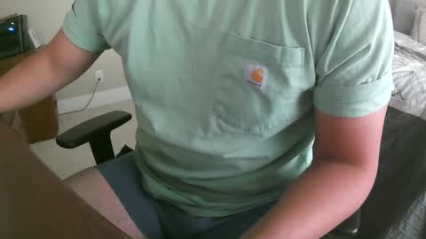 Darren14 online show from 05-18-26, 07:52