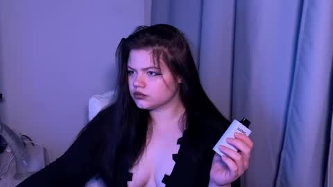 darina_wilsons online show from 01-18-26, 09:02