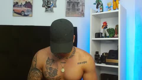 Snapshot of darius_phoenix chatting on 01-05-25, 07:07 Darius Phoenix online show from 01-05-25, 07:07