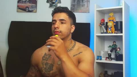 Snapshot of darius_phoenix chatting on 03-02-25, 02:00 Darius Phoenix online show from 03-02-25, 02:00