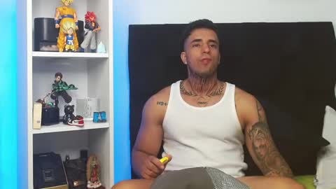 Snapshot of darius_phoenix chatting on 03-07-25, 06:57 Darius Phoenix online show from 03-07-25, 06:57