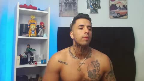 Snapshot of darius_phoenix chatting on 03-08-25, 11:05 Darius Phoenix online show from 03-08-25, 11:05