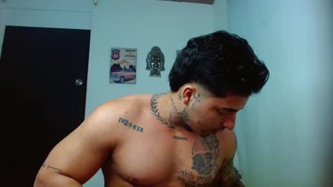 Snapshot of darius_phoenix chatting on 09-09-25, 07:13 Darius Phoenix online show from 09-09-25, 07:13