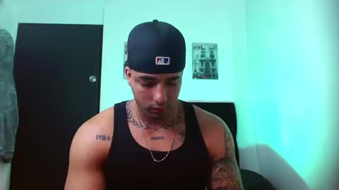 Snapshot of darius_phoenix chatting on 09-13-25, 09:25 Darius Phoenix online show from 09-13-25, 09:25