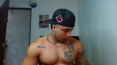 Snapshot of darius_phoenix chatting on 10-06-25, 07:22 Darius Phoenix online show from 10-06-25, 07:22